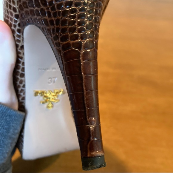 Prada Pumps - Picture 8 of 9